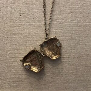 Elegant Gold Locket Necklace